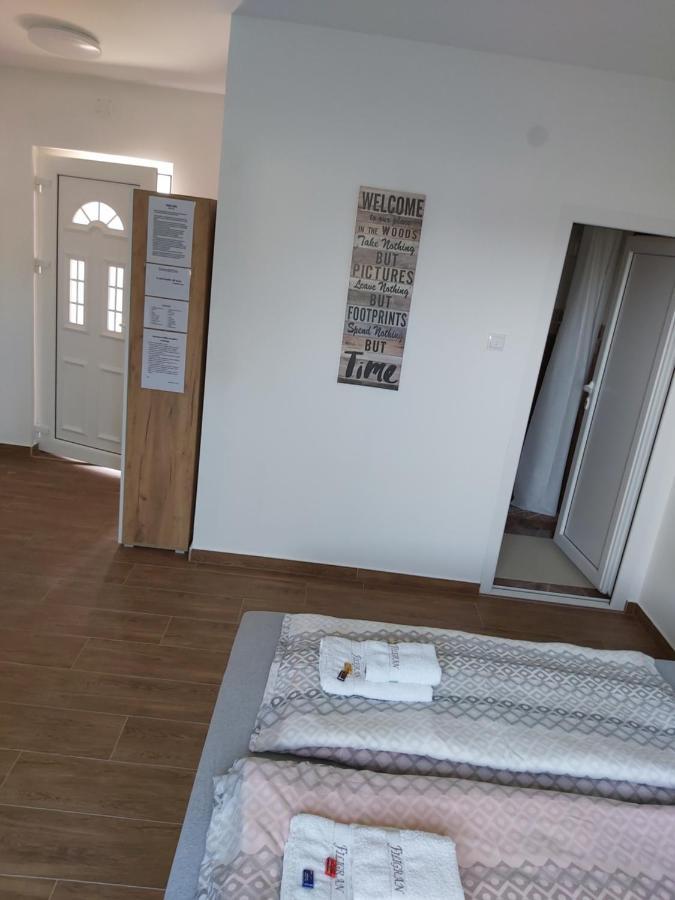 Aparthotel Filigran à Palić Extérieur photo