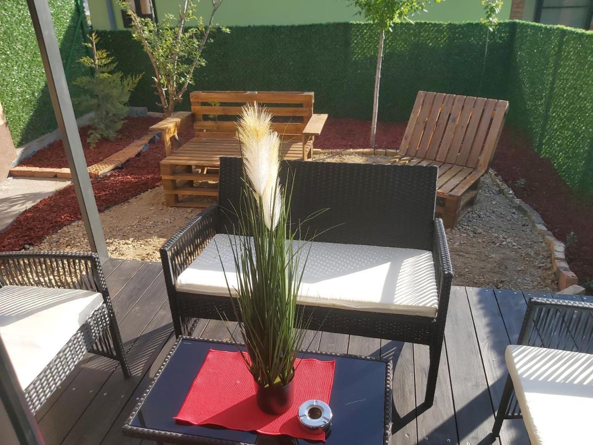 Aparthotel Filigran à Palić Extérieur photo