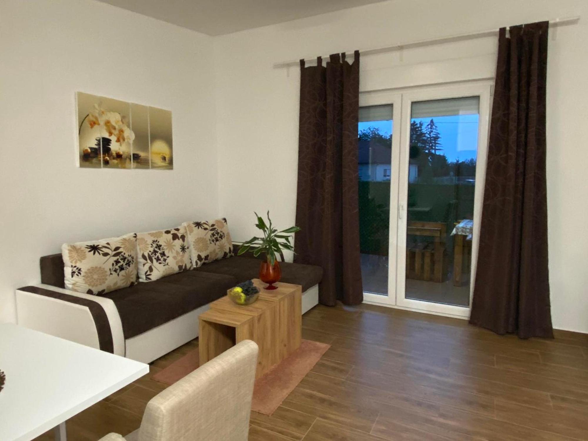 Aparthotel Filigran à Palić Extérieur photo