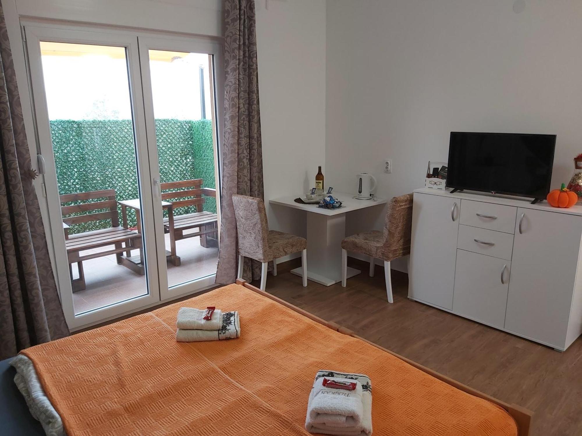 Aparthotel Filigran à Palić Extérieur photo