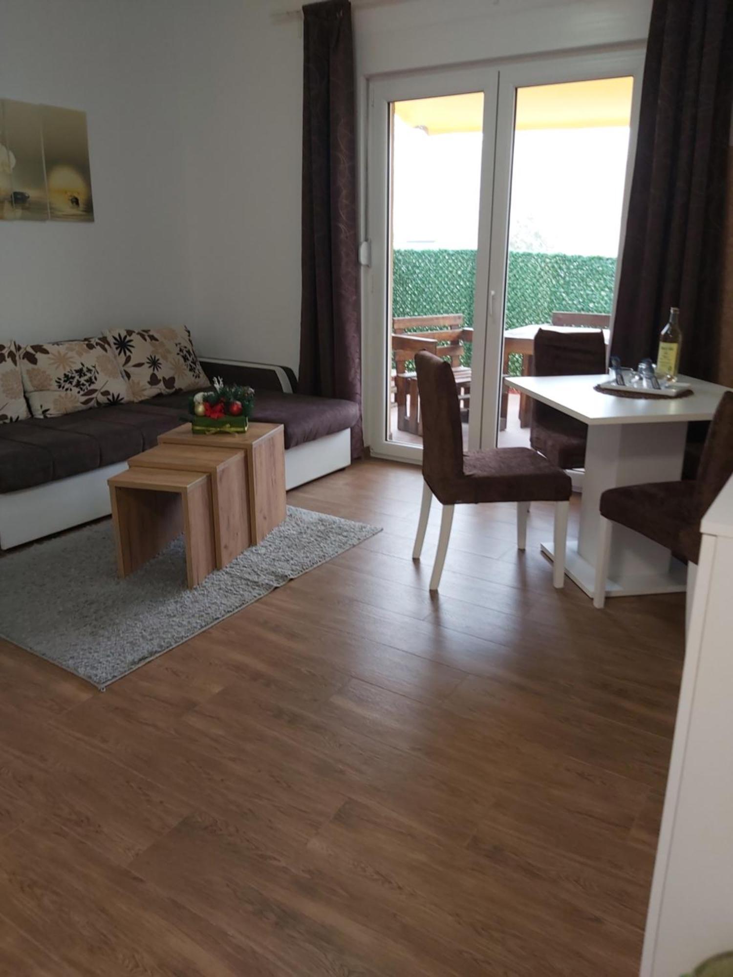Aparthotel Filigran à Palić Extérieur photo
